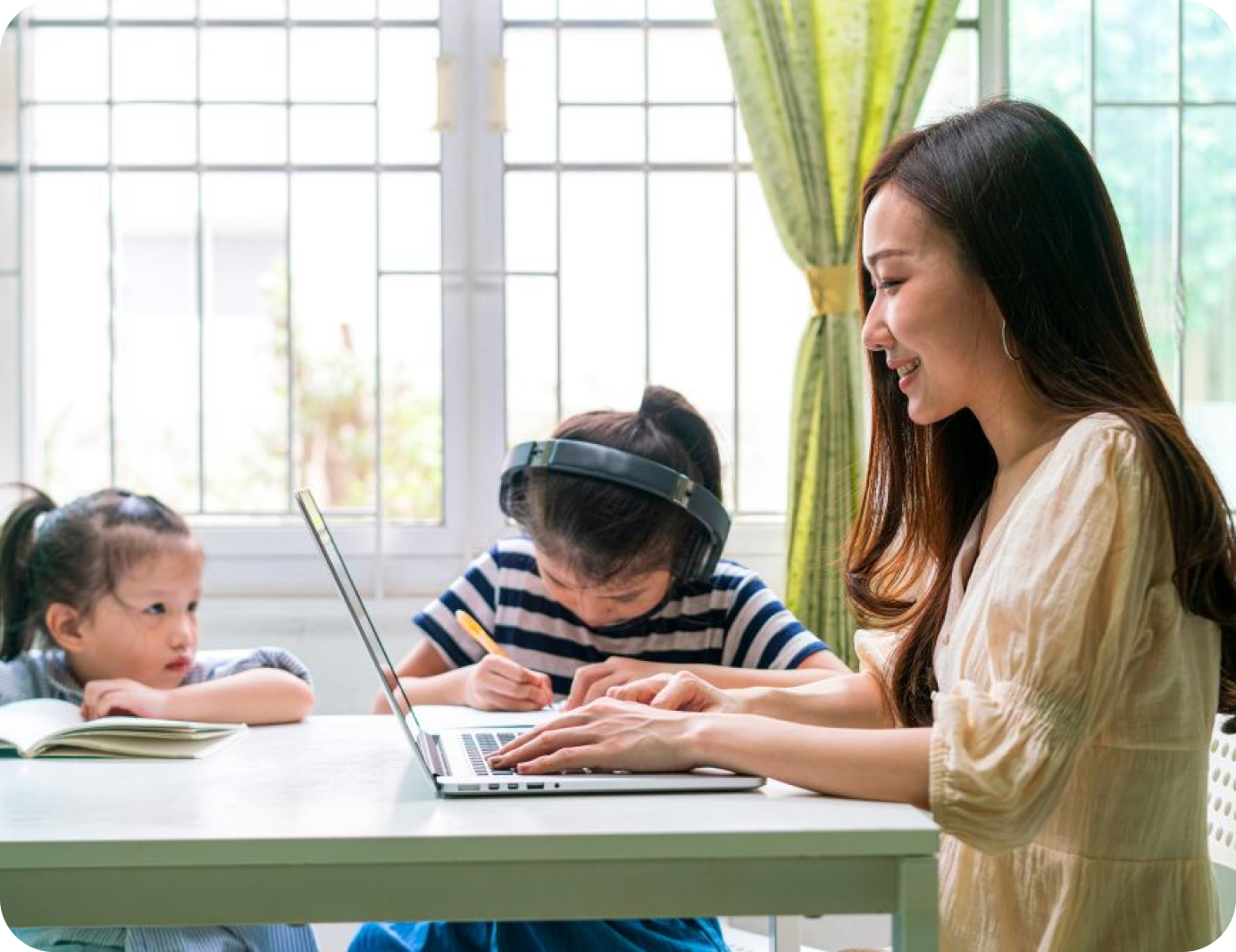 Career-Oriented Moms